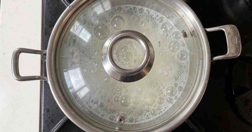 How Glass Lids Affect Heat Retention