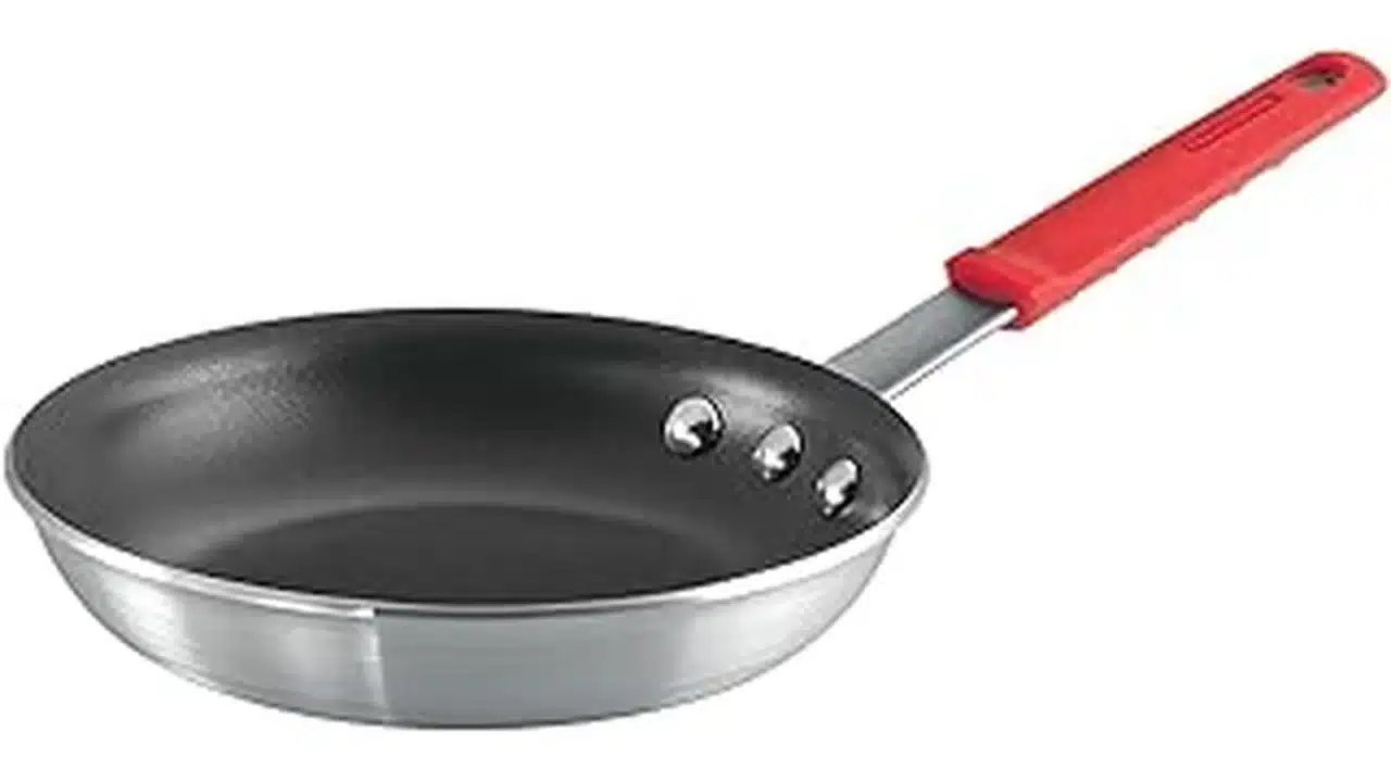 Best 8-Inch Skillets For Eggs And Small-Batch Use