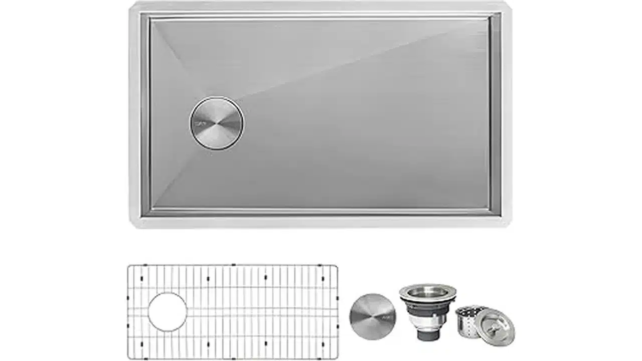 Best Rear-Drain Kitchen Sinks For Maximizing Cabinet Space